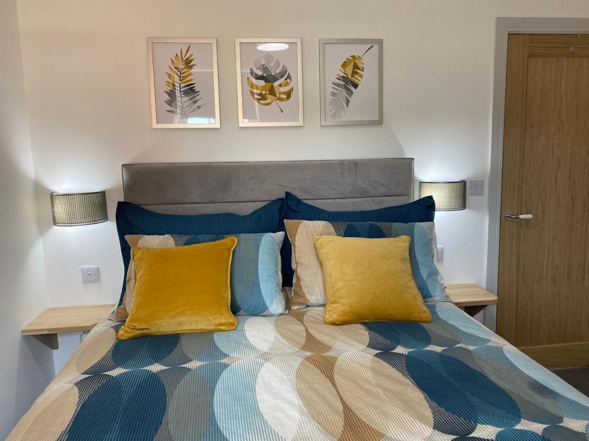 Lees Lookout Holt ,2 Bedroom Luxury Apartment With Private Parking Экстерьер фото