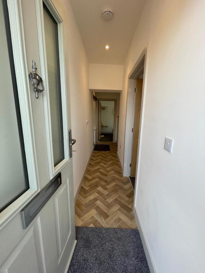 Lees Lookout Holt ,2 Bedroom Luxury Apartment With Private Parking Экстерьер фото
